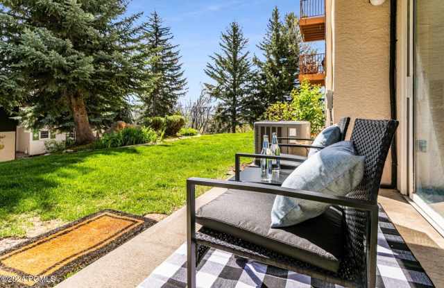 939 W Schneitter Circle photos photos