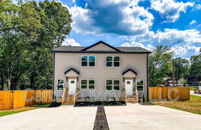 707 W Parker Rd - 707 West Parker Road, City View, SC 29611