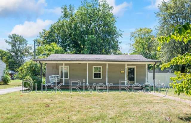 819 w 9th St photos photos
