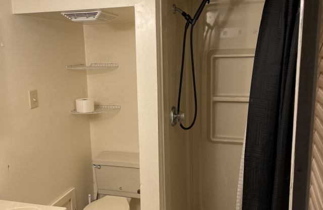 660 Fairhaven Dr - 660 Fairhaven Drive, Hamilton, OH 45013