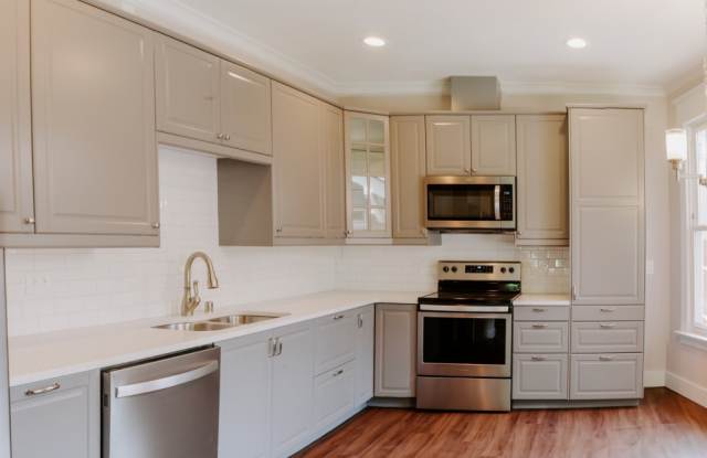 4757 36th Ave S - 4757 36th Avenue South, Seattle, WA 98118