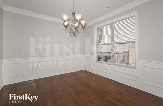 5936 Park Bend Avenue Gallery 3