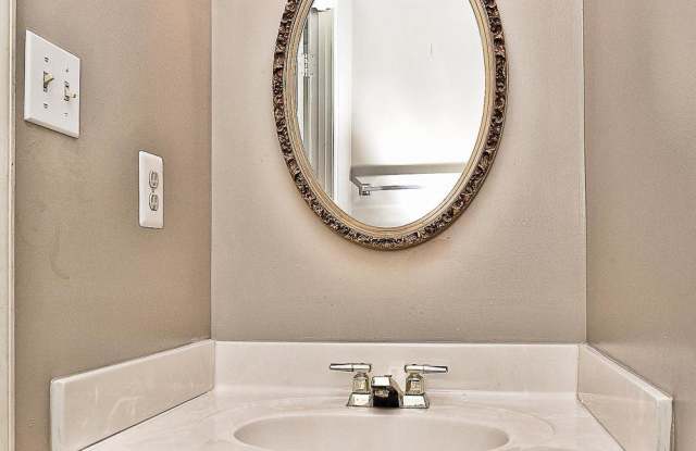 5902 SAINT GILES WAY Gallery 3