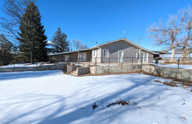 Large and Unique home in Castle Rock! Gallery 3