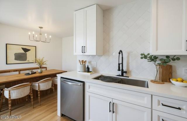 4201 E CAMELBACK Road unit: 74 photos photos