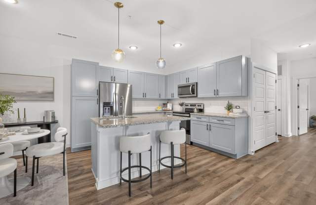 Farmhouse Luxury Apartments Gallery 1