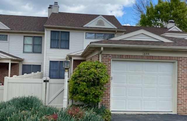 3 bedroom 4 bathroom home in Lancaster township photos photos
