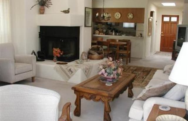 7601 N Calle Sin Envidia - 7601 North Calle Sin Envidia, Catalina Foothills, AZ 85718