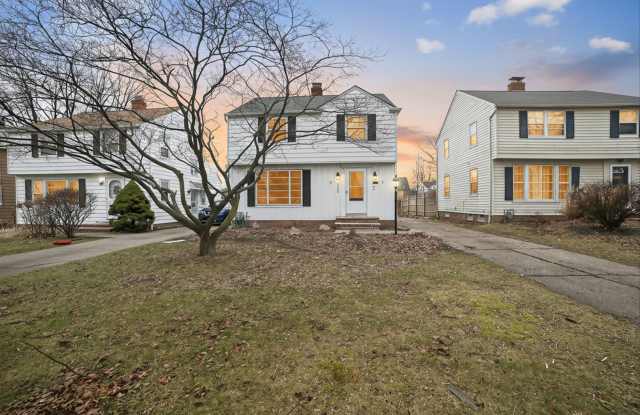 3799 MERRYMOUND RD - 3799 Merrymound Road, South Euclid, OH 44121