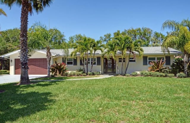 715 Iris Lane - 715 Iris Lane, Vero Beach, FL 32963