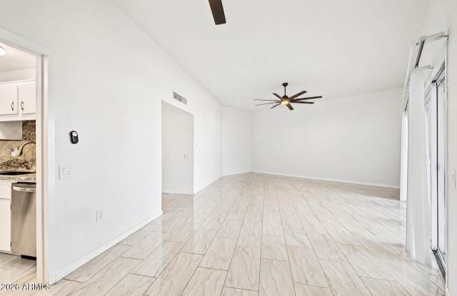 16871 N 103RD Avenue Gallery 3