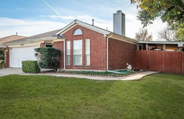 1900 Overland Street Gallery 2