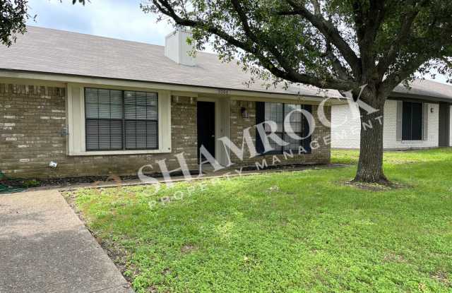 Midway Duplex photos photos