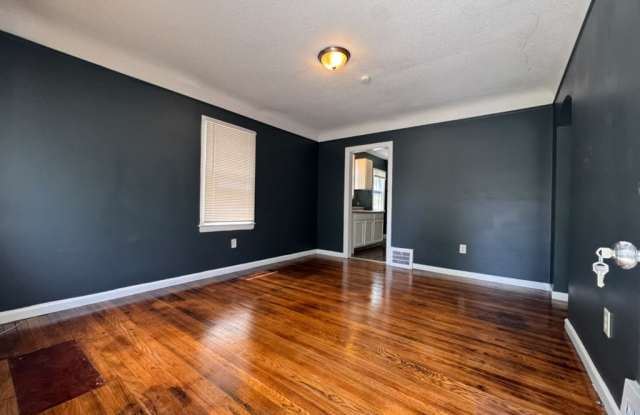 18461 Heyden Street Gallery 2