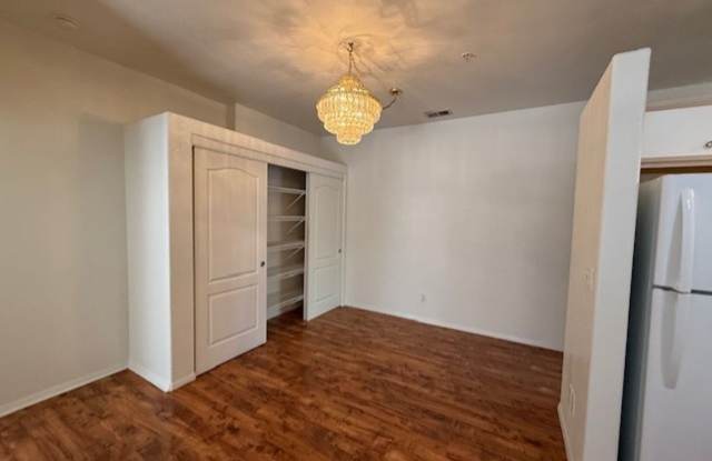 2 Bedroom 2 Bath Contact Property Pros Property Management Gallery 4