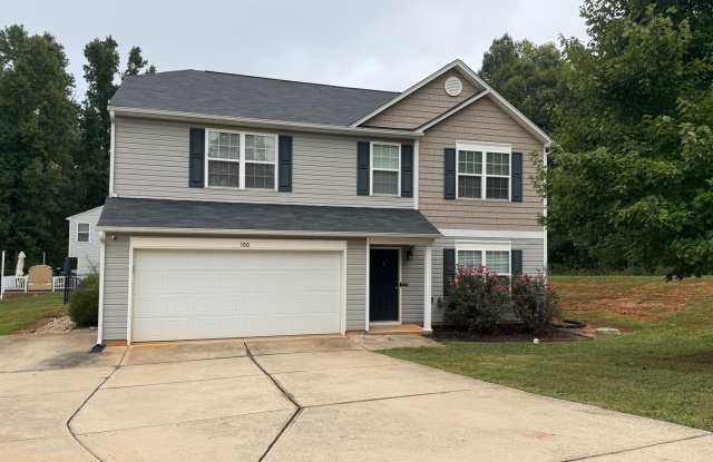 4 Bedroom with 2.5 Baths in Cleveland County, NC Gallery 3