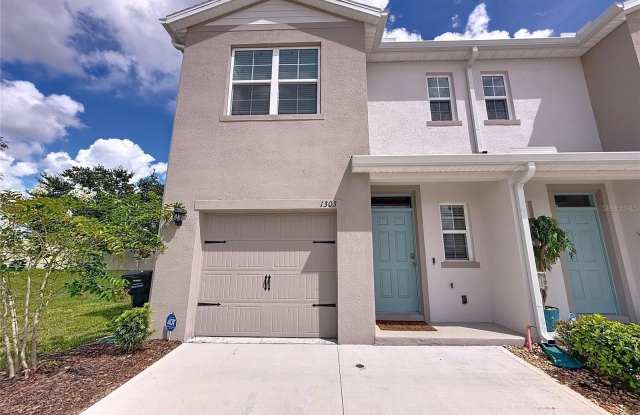 1303 TALLOWWOOD LANE photos photos