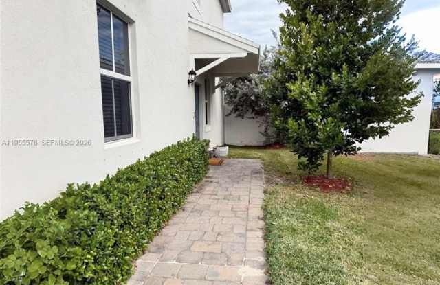 1783 SE 7th Ter photos photos