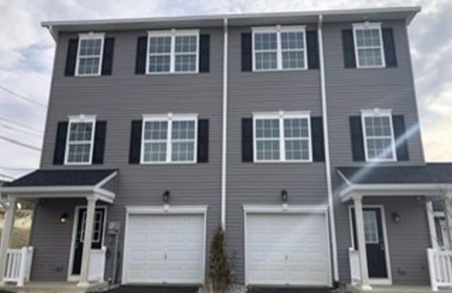 2442 1st Avenue - 1 - 2442 1st Avenue, Whitehall Township, PA 18052