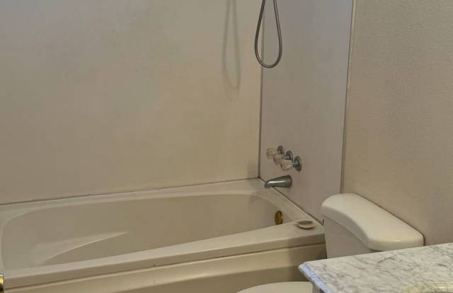 3 Bedroom 1 bath home in Citrus Heights, CA Gallery 4