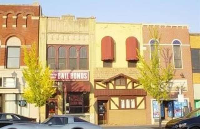 79 N SAGINAW Street - 79 North Saginaw Street, Pontiac, MI 48342