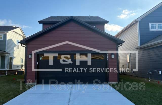 9298 Anthem Pkwy - 9298 Anthem Avenue, Plainfield, IN 46168
