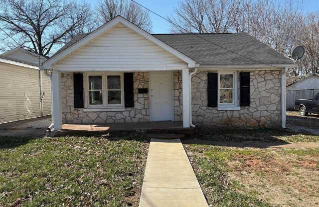 1315 E 13th Avenue photos photos