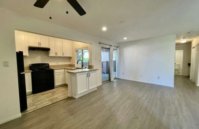 1 Bed/1 Bath Condo With Bonus Room photos photos