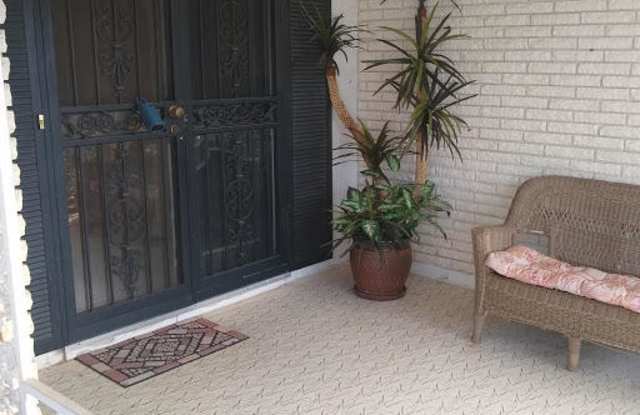10328 W Kelso Dr Gallery 2