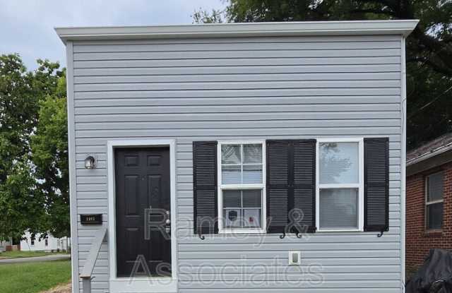 2402 Rowan St photos photos 2402 Rowan St photos photos