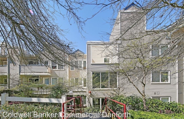 12903 SE 38th St, #202 - 12903 Southeast 38th Street, Bellevue, WA 98006