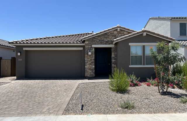 8731 W Medlock Dr photos photos