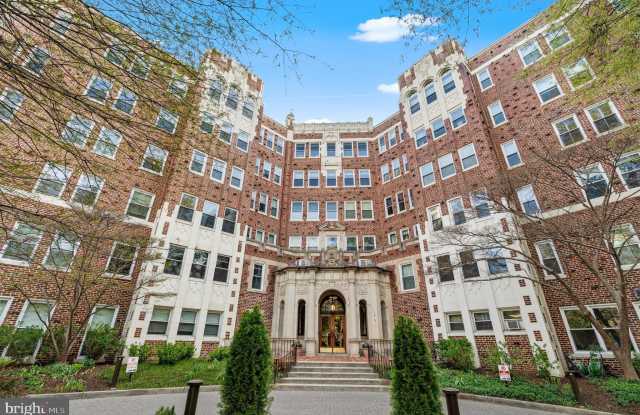 4707 CONNECTICUT Avenue NW photos photos