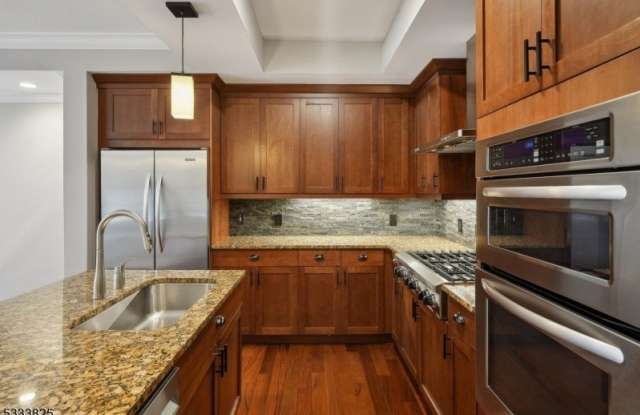 40 W Park Place, 208 - 40 West Park Place, Morristown, NJ 07960