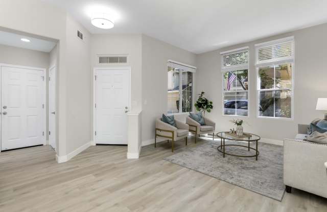 413 Nicholas Drive Gallery 4