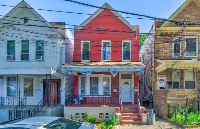 256 CLINTON AVE photos photos