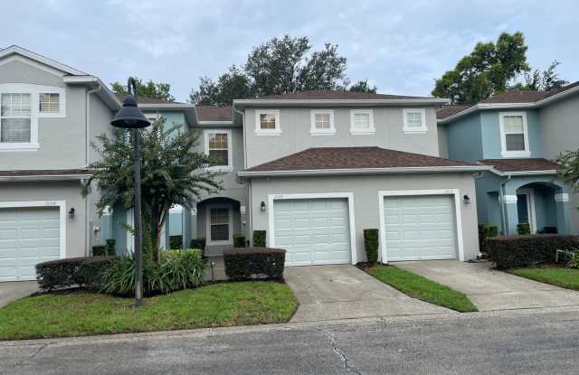 CASSELBERRY: Townhome in Devon Place - 2108 Abercorn Court, Fern Park, FL 32707