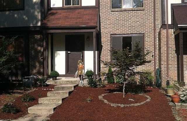 5831 Oak Ladder Court - 5831 Oak Ladder Court, Burke Centre, VA 22015
