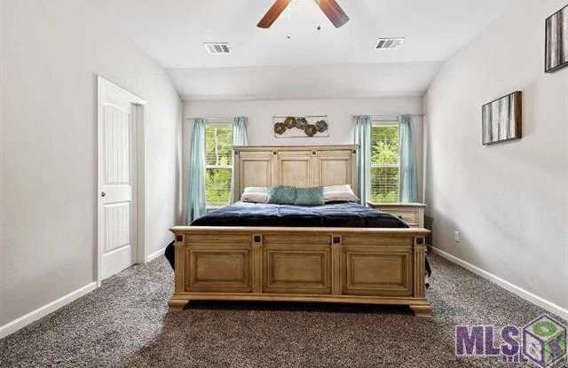 8248 Fairlane Drive - 8248 Gallery 2