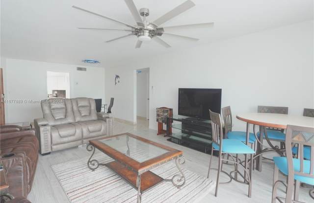 117 Lehane Ter - 117 Lehane Terrace, North Palm Beach, FL 33408