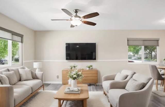 105 Del Rio Cir Apt 1 Gallery 2