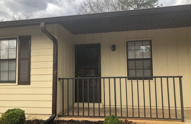 703 New Horizon St - 703 New Horizon St, Cobb County, GA 30127