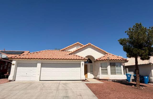 Charming Single-Story with 3-Car Garage! photos photos