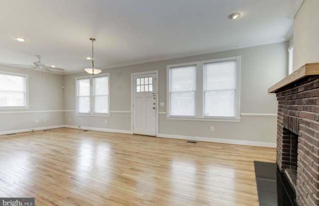 6932 9TH ST NW Gallery 4