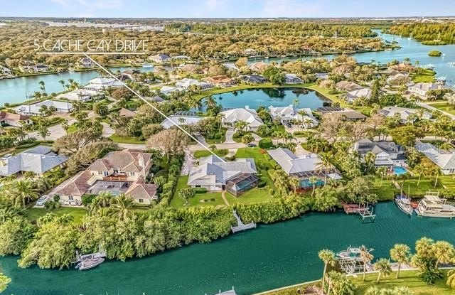 5 CACHE CAY DRIVE photos photos