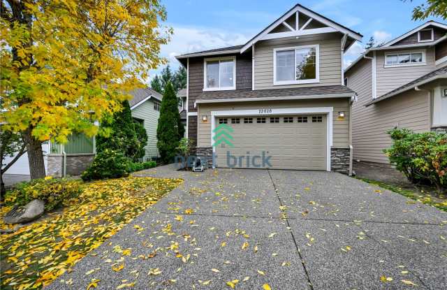 4 Beds 2.5 Baths Single-family House Available for Rent! photos photos