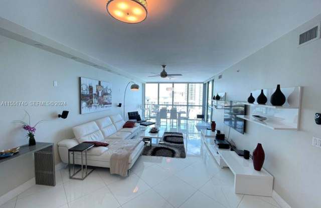 3101 South Ocean Drive Gallery 4