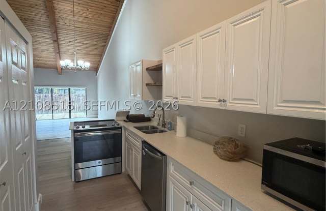 13533 SW 101st Ln Gallery 4