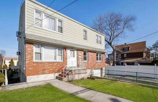 189 Lockwood Avenue Gallery 1