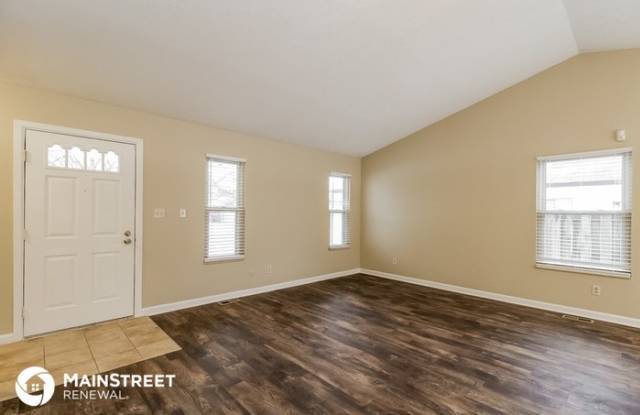 1086 Pacific Court Gallery 2